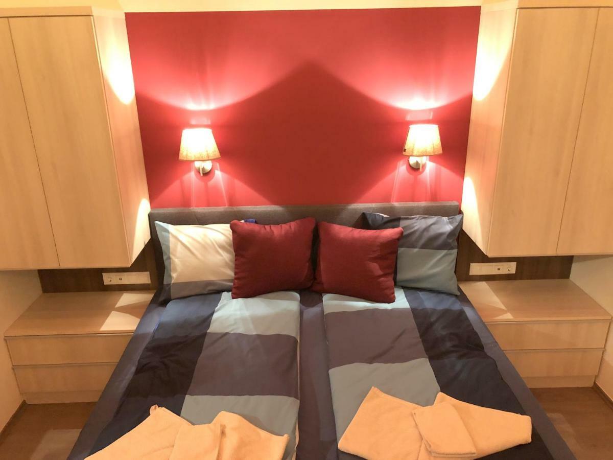 Frank & Fang Apartments Mk7 Βουδαπέστη Εξωτερικό φωτογραφία
